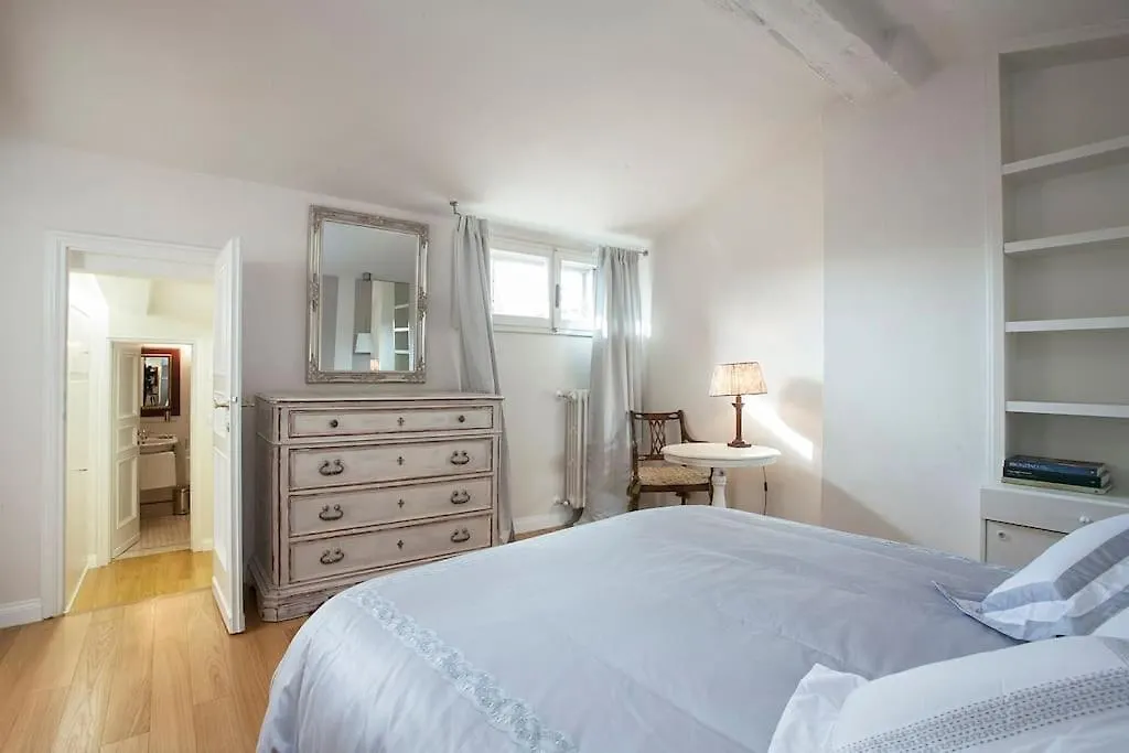 Historic Florence Penthouse With 360 Views Apartment